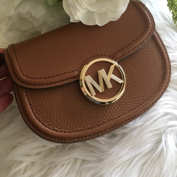 Michael Kors Fulton small belt bag Xbody clutch - Picture 2 of 8